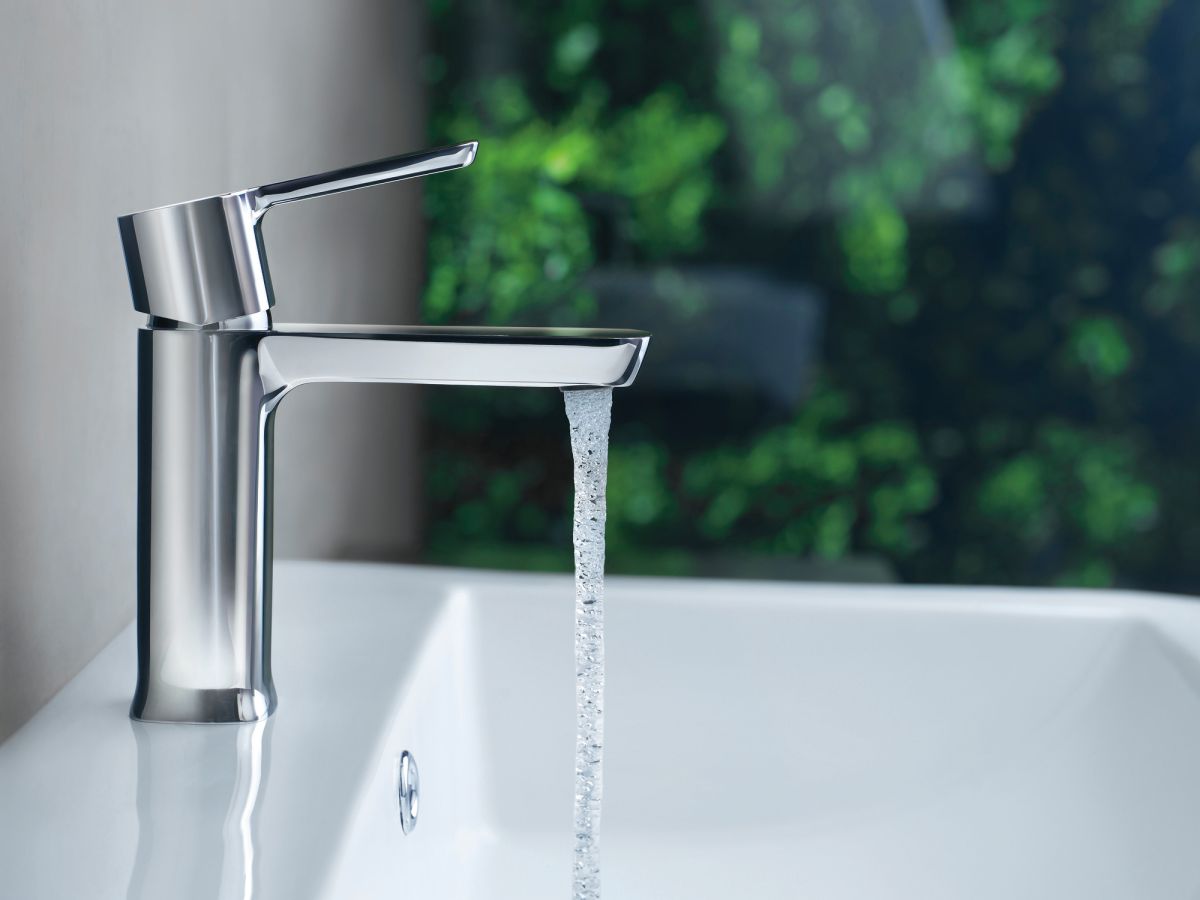 DELTA Modern Single Handle Project-Pack Bathroom Faucet — Chrome