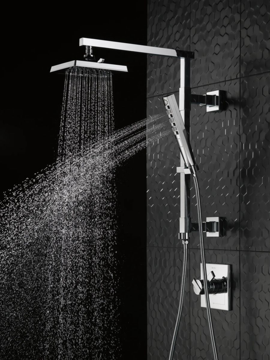 DELTA Universal Showering Components H2OKinetic Hand Shower 1.75 GPM 4-Setting — Lumicoat® Chrome