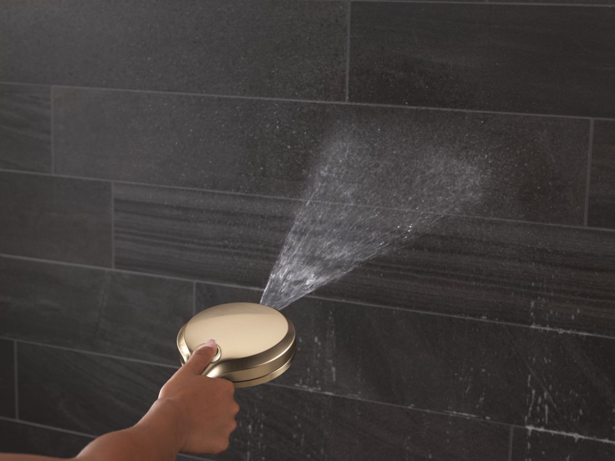 DELTA Universal Showering Components 7-Setting In2ition with ProClean — Lumicoat® Champagne Bronze