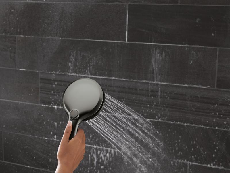 DELTA Universal Showering Components 7-Setting In2ition with ProClean — Lumicoat® Black Stainless