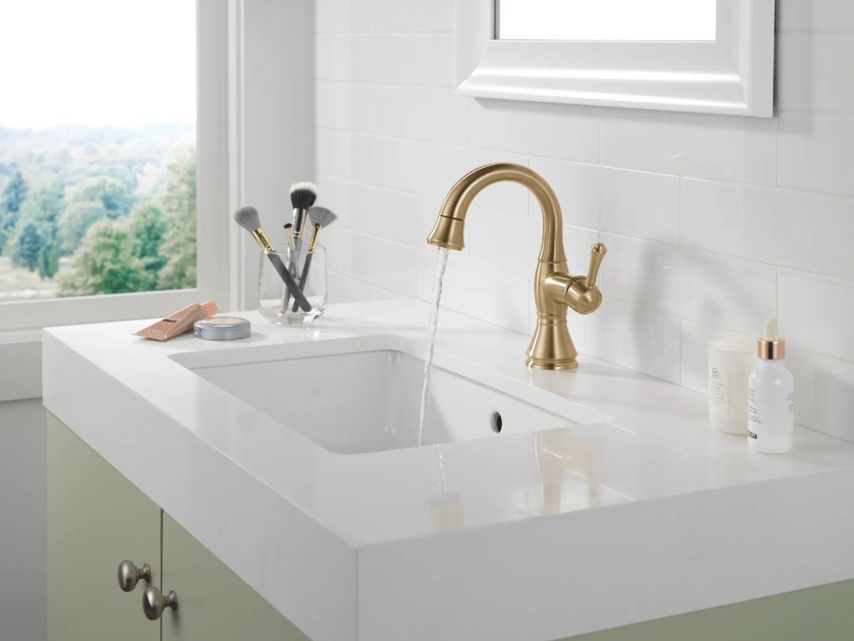 DELTA Cassidy Single Handle Pull Down Bathroom Faucet — Champagne Bronze