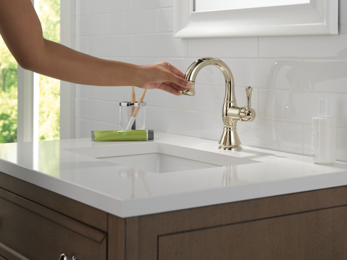 DELTA Cassidy Single Handle Pull Down Bathroom Faucet — Polished Nickel