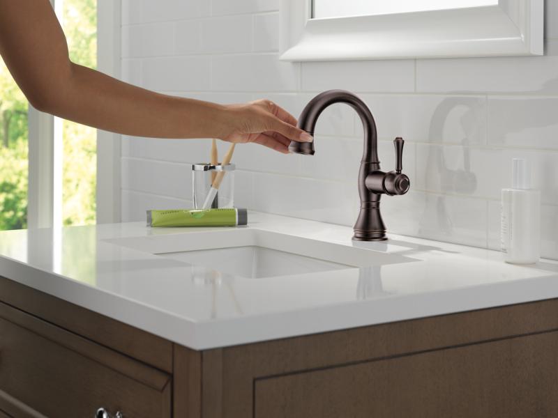 DELTA Cassidy Single Handle Pull Down Bathroom Faucet — Venetian Bronze