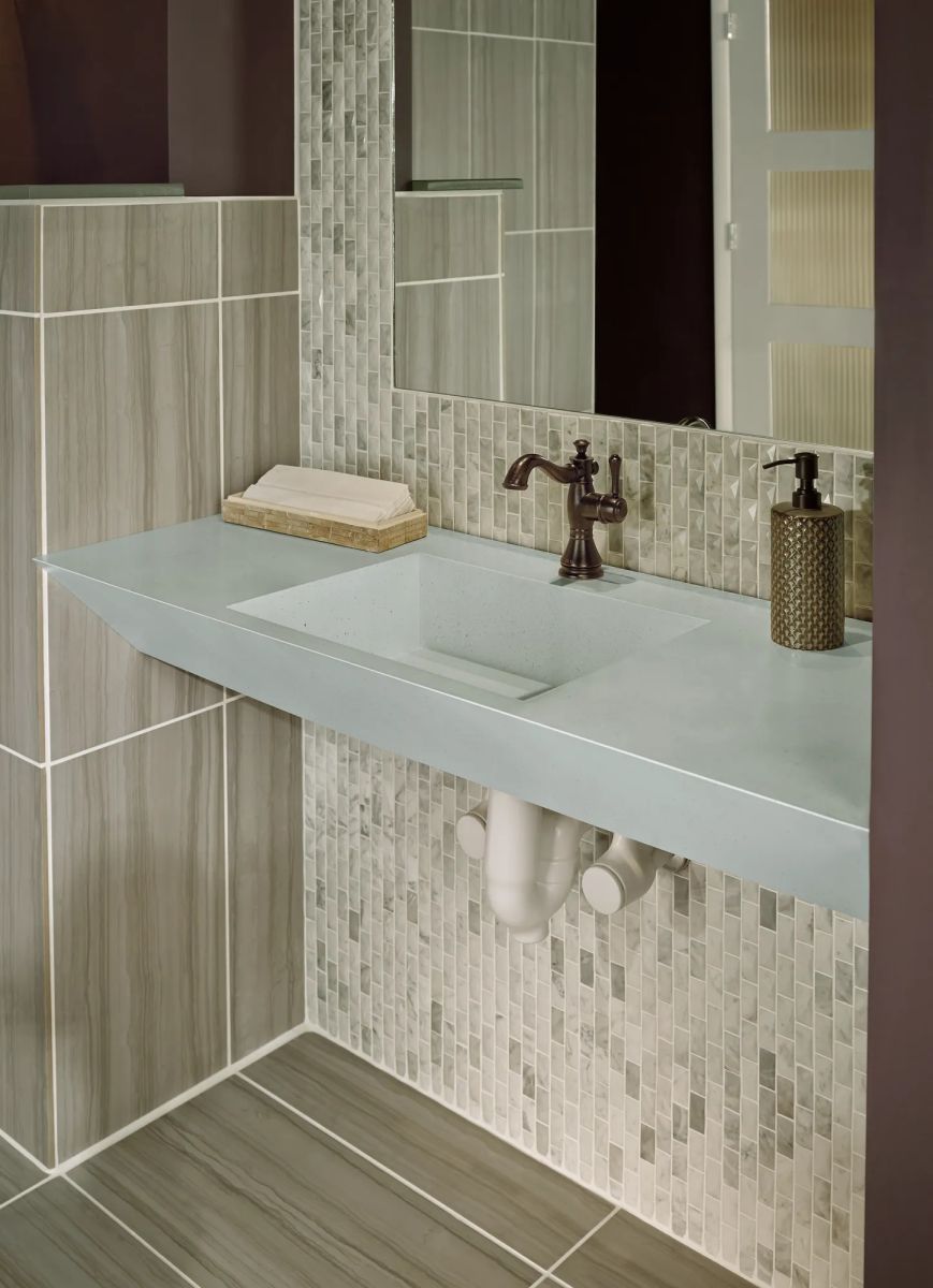 DELTA Cassidy Single Handle Bathroom Faucet — Venetian Bronze