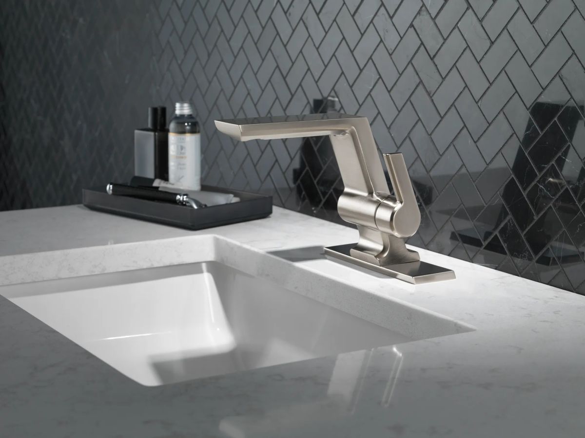 DELTA Pivotal Single Handle Bathroom Faucet — Lumicoat® Stainless