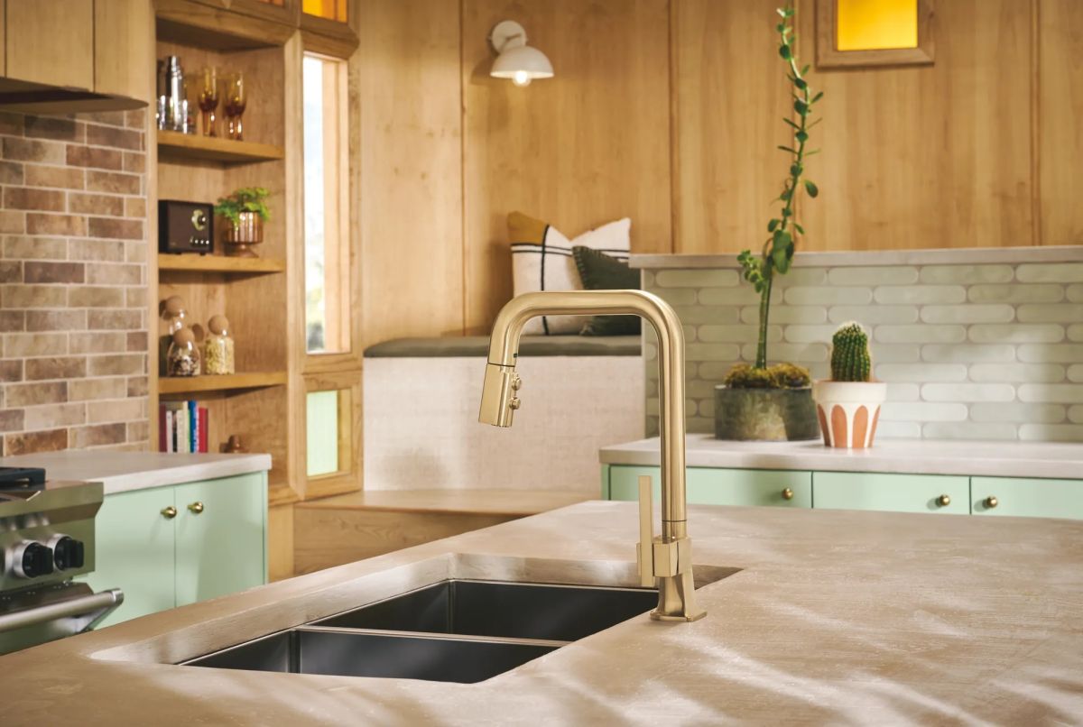 BRIZO Frank Lloyd Wright Pull-Down Kitchen Faucet with Square Spout - Less Handle — Luxe Gold