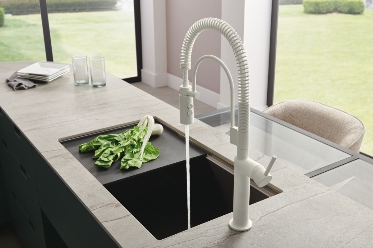 BRIZO Jason Wu for BRIZO Pull-Down Faucet Metal Lever Handle Kit — Matte White