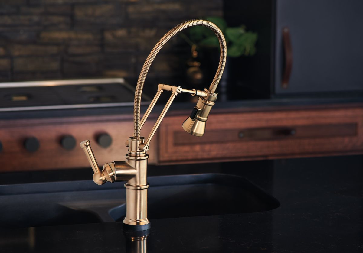 BRIZO Artesso SmartTouch Articulating Kitchen Faucet With Finished Hose — Luxe Gold