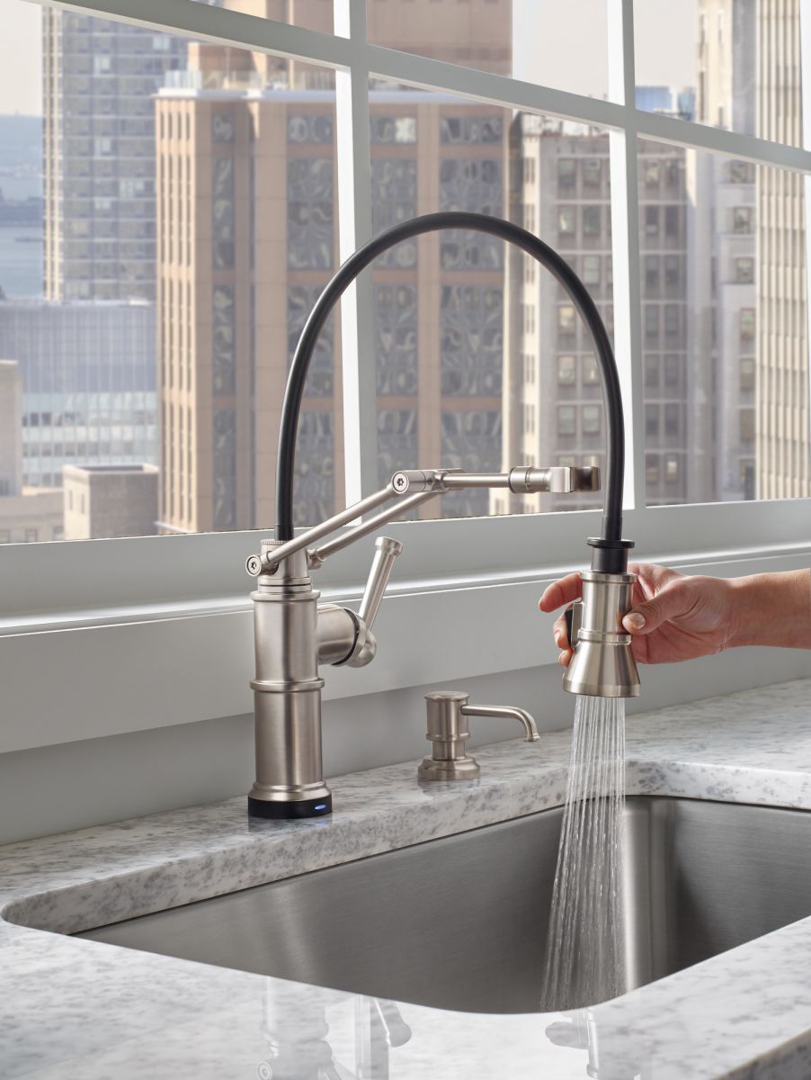 BRIZO Artesso Single Handle Articulating Kitchen Kitchen Faucet with SmartTouch Technology — Stainless