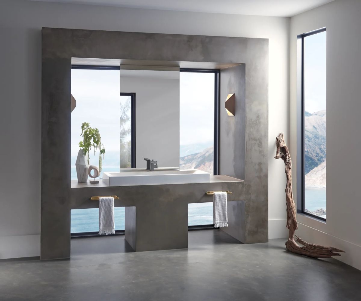 BRIZO Levoir 12" Towel Bar — Luxe Gold