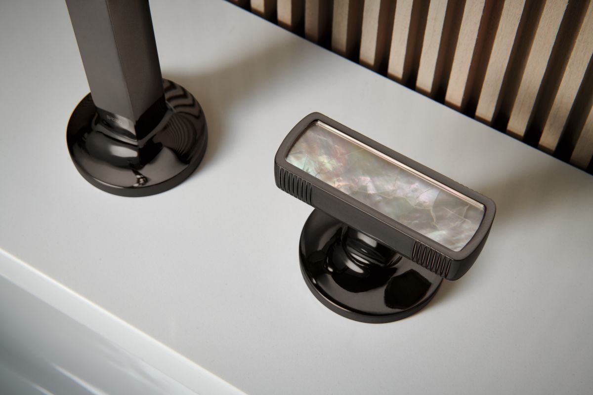 BRIZO Kintsu Widespread Lavatory Faucet with Arc Spout - Less Handles 1.5 GPM — Brilliance Black Onyx