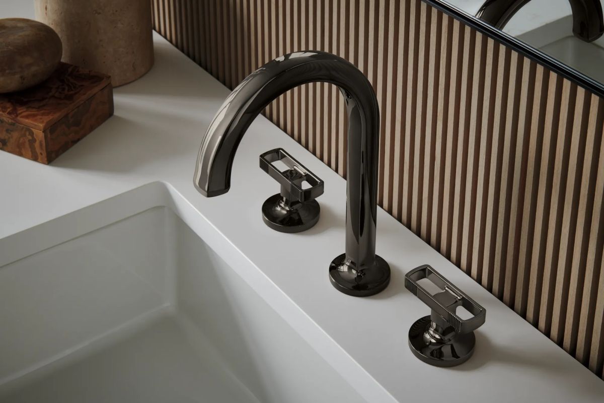 BRIZO Kintsu Widespread Lavatory Faucet with Arc Spout - Less Handles 1.5 GPM — Brilliance Black Onyx