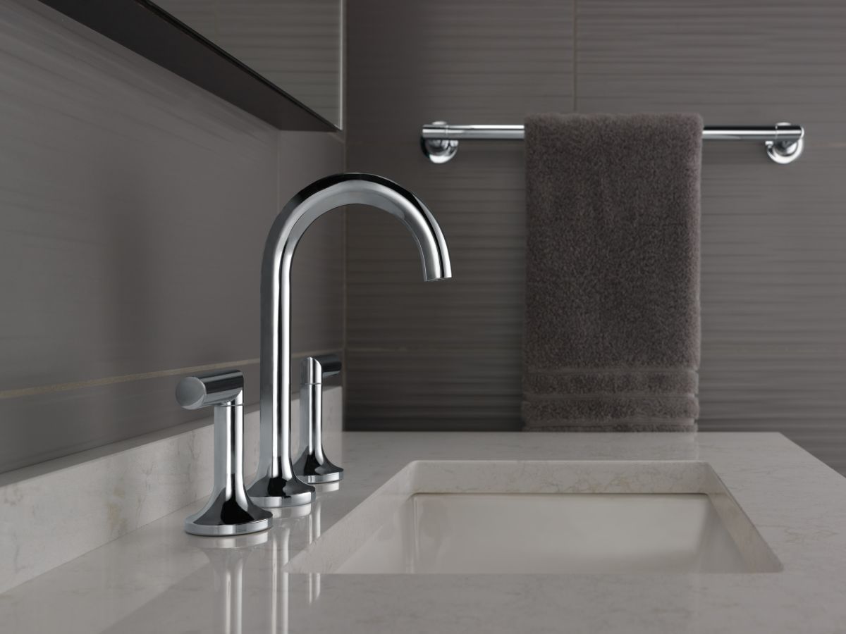 BRIZO Odin 18" Towel Bar — Chrome