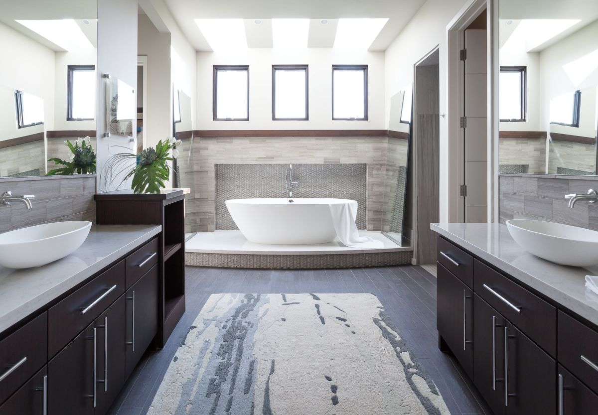 BRIZO Odin Single-Handle Freestanding Tub Filler — Chrome
