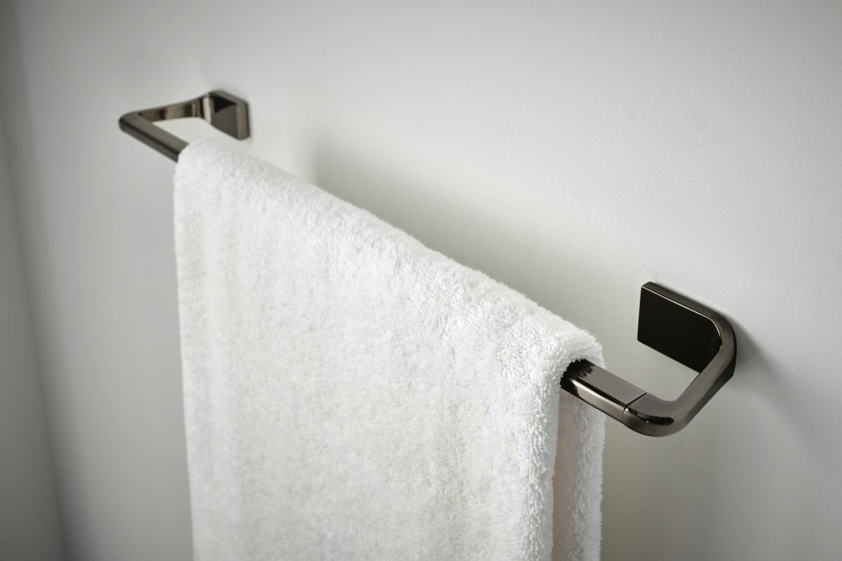BRIZO Levoir 18" Towel Bar — Brilliance Black Onyx