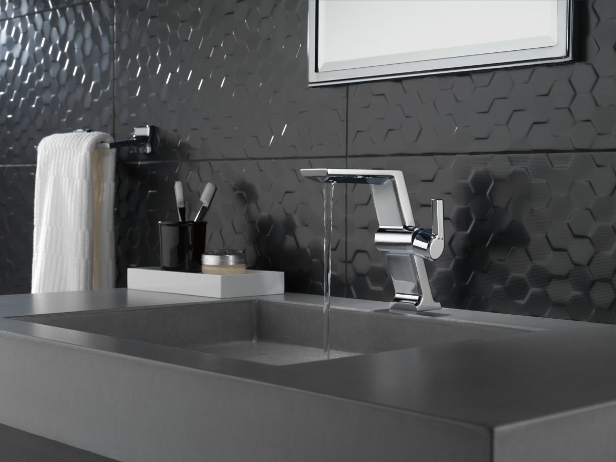 DELTA Pivotal Single Handle Mid-Height Vessel Bathroom Faucet — Lumicoat® Chrome