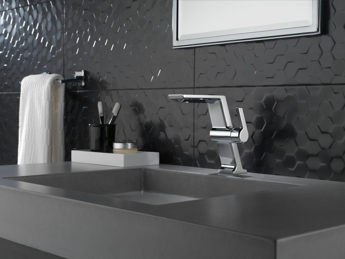 DELTA Pivotal Single Handle Mid-Height Vessel Bathroom Faucet — Lumicoat® Chrome