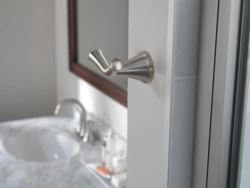 DELTA Kayra Robe Hook — Stainless