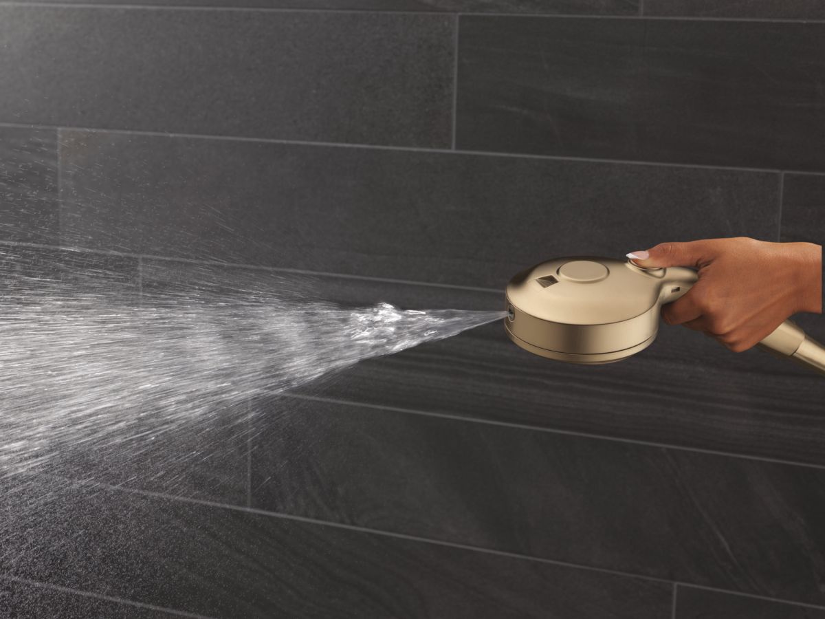 DELTA Universal Showering Components 5-Setting HydroRain with ProClean — Champagne Bronze