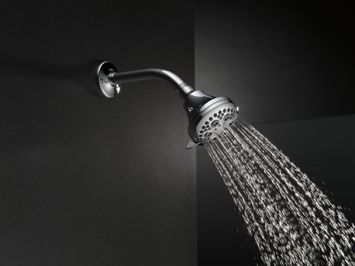 DELTA Universal Showering Components Shower Head 1.75 GPM 5-Setting — Chrome