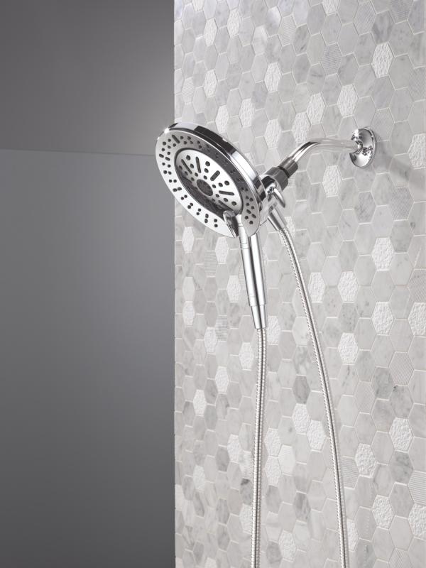 DELTA Universal Showering Components 6-Setting In2ition  with ProClean — Chrome