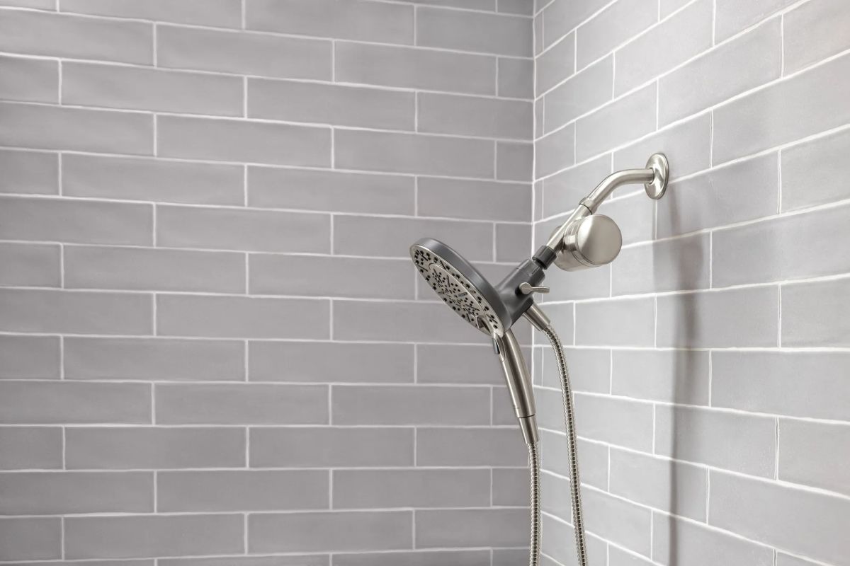 DELTA Clarifi Standard Shower Filter Attachment — Stainless