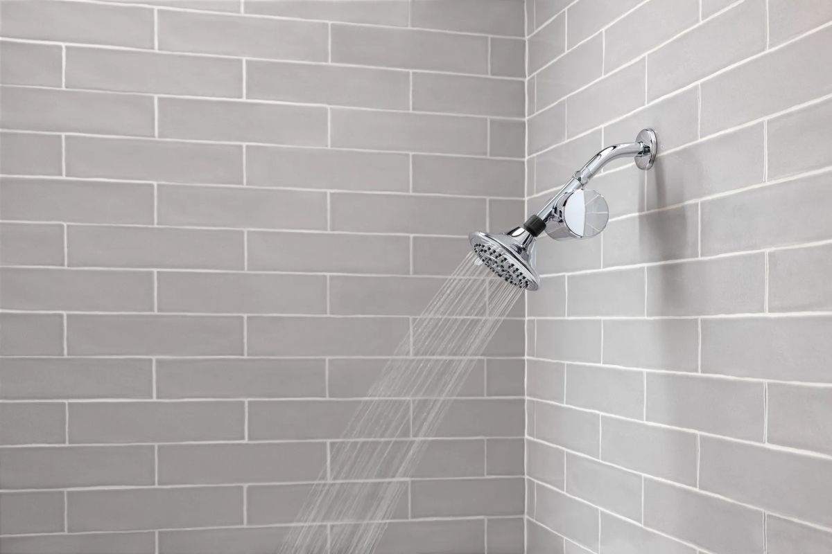 DELTA Clarifi Standard Shower Filter Attachment — Chrome