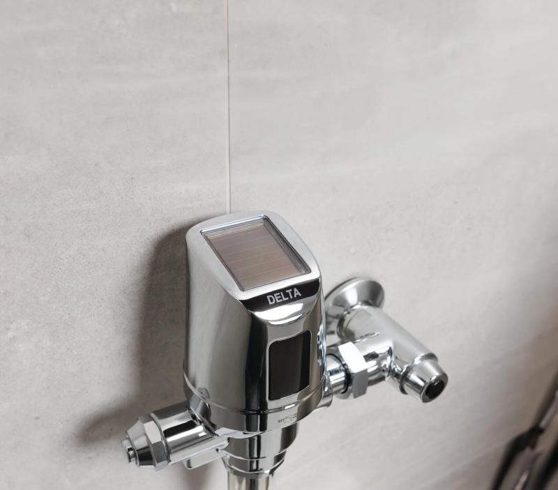 Commercial 81T Electronic Exposed Urinal Flush Valve with Mechanical Manual Override - Solar Operated — Chrome
