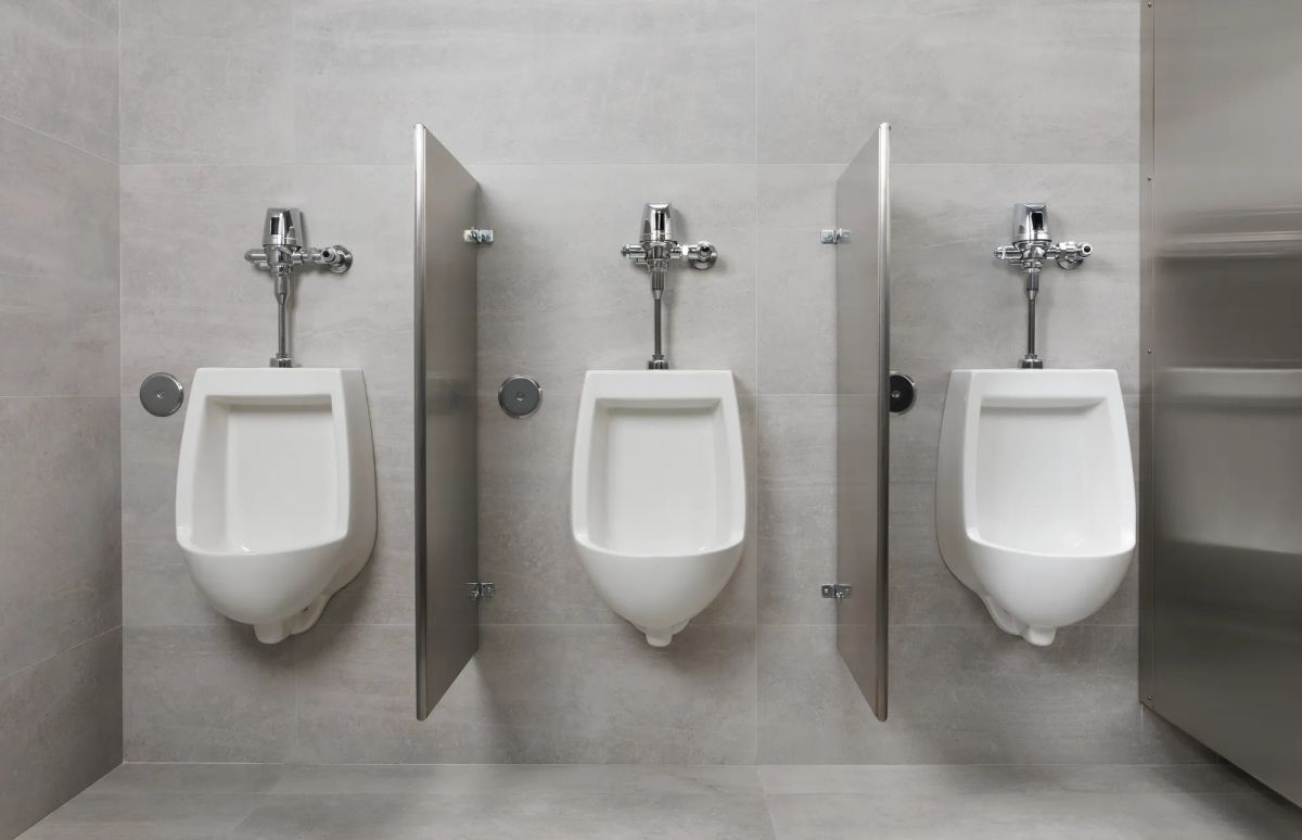 Commercial 81T Electronic Exposed Urinal Flush Valve with Mechanical Manual Override - Solar Operated — Chrome