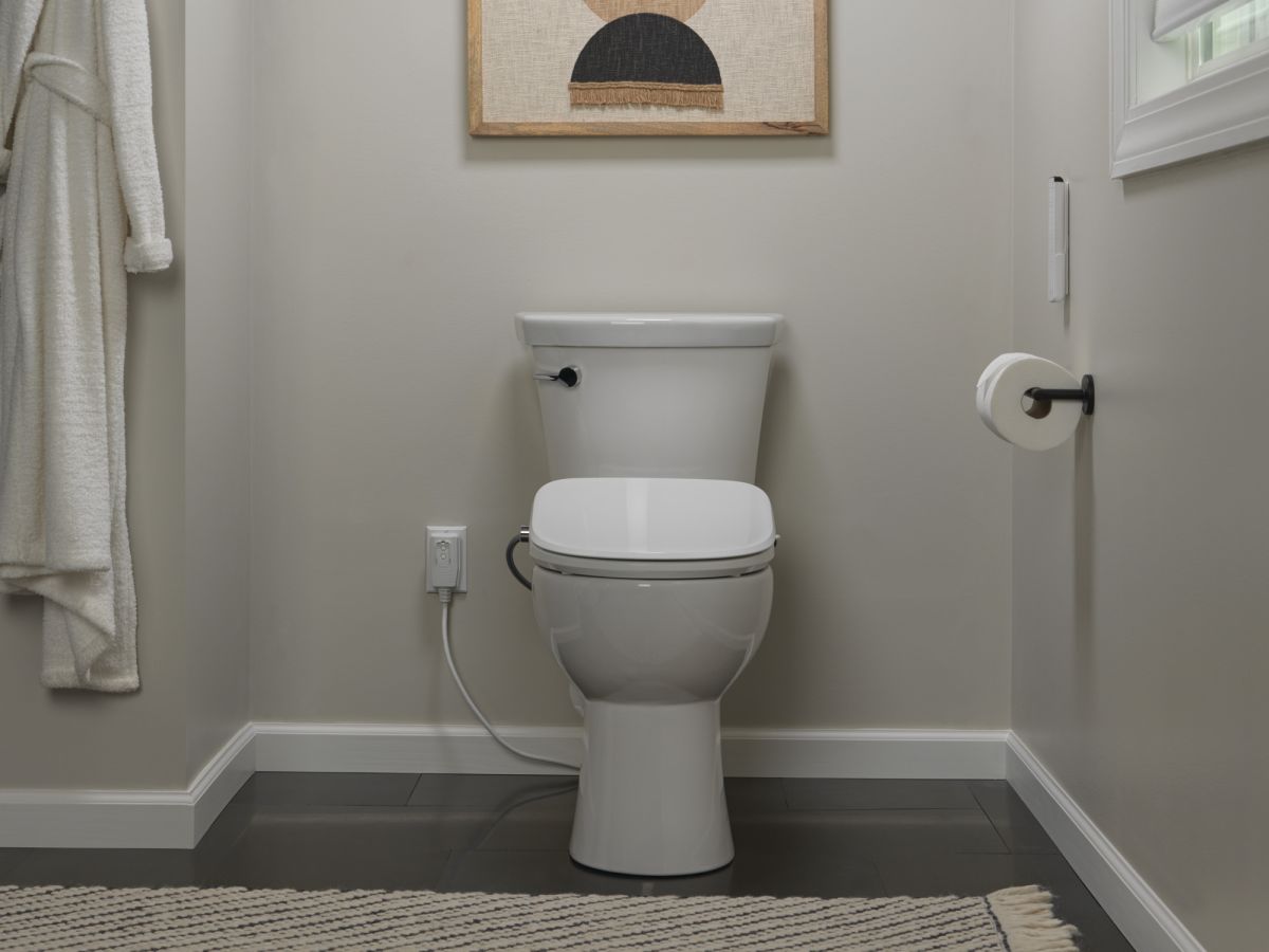 DELTA Refresh Ultimate Elongated Electric Bidet Toilet Seat — White