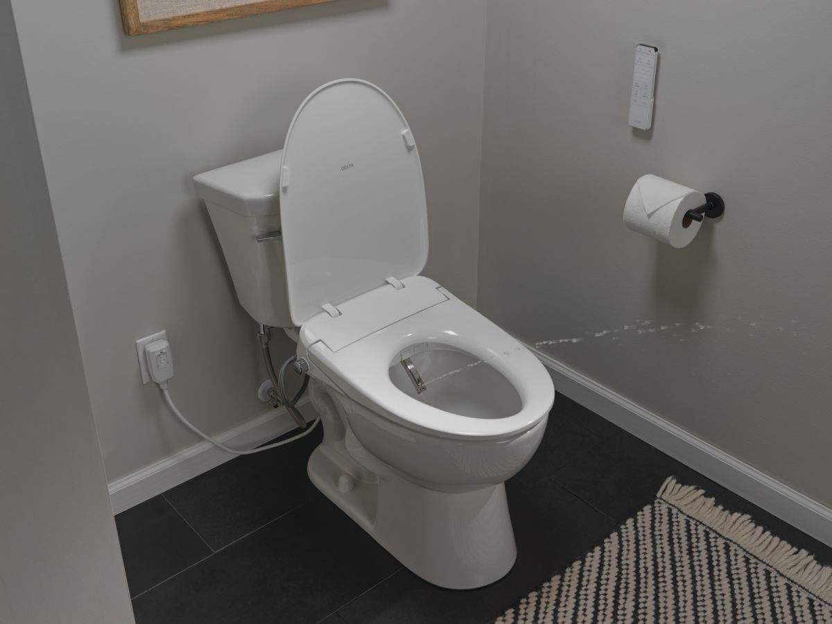 DELTA Refresh Ultimate Elongated Electric Bidet Toilet Seat — White