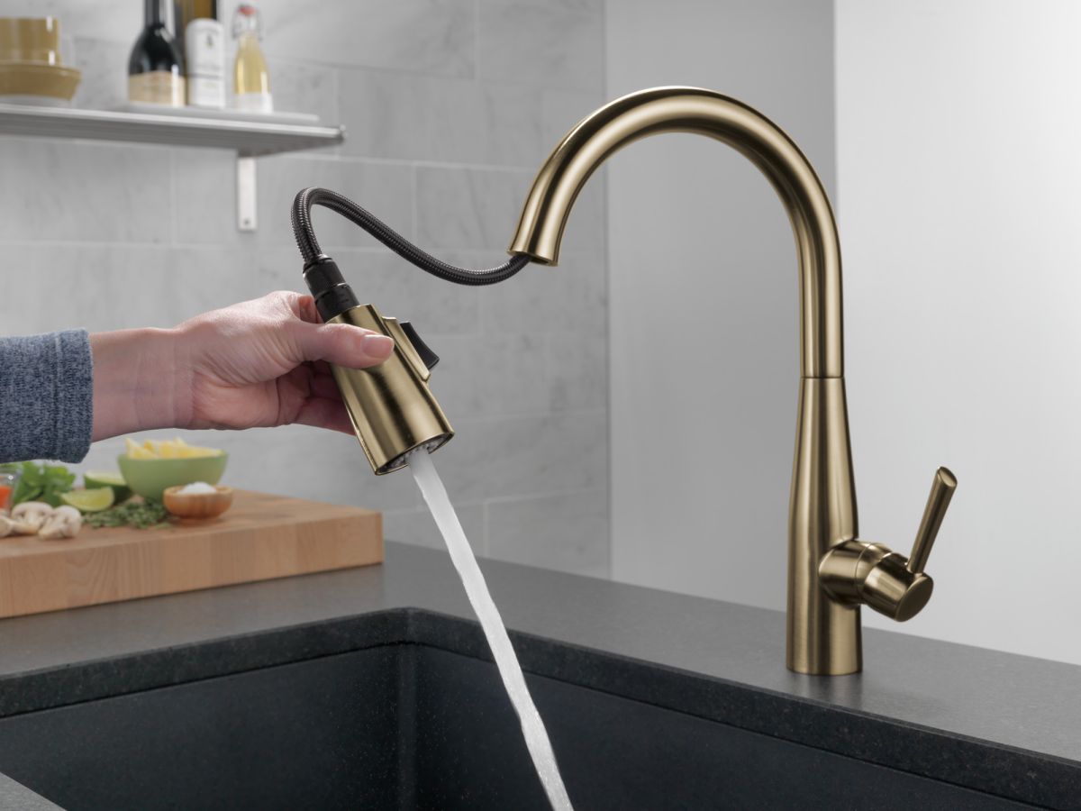 DELTA Essa Single Handle Pull-Down Kitchen Faucet — Champagne Bronze