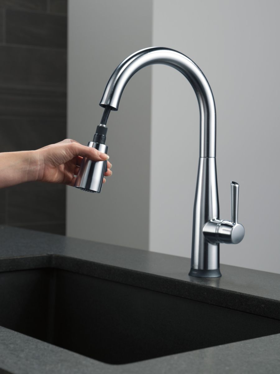 DELTA Essa Single Handle Pull-Down Kitchen Faucet with Touch2O Technology — Arctic Stainless