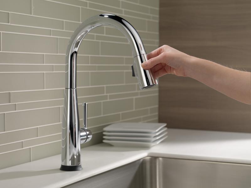 DELTA Essa VoiceIQ Single Handle Pull-Down Faucet with Touch2O Technology — Chrome