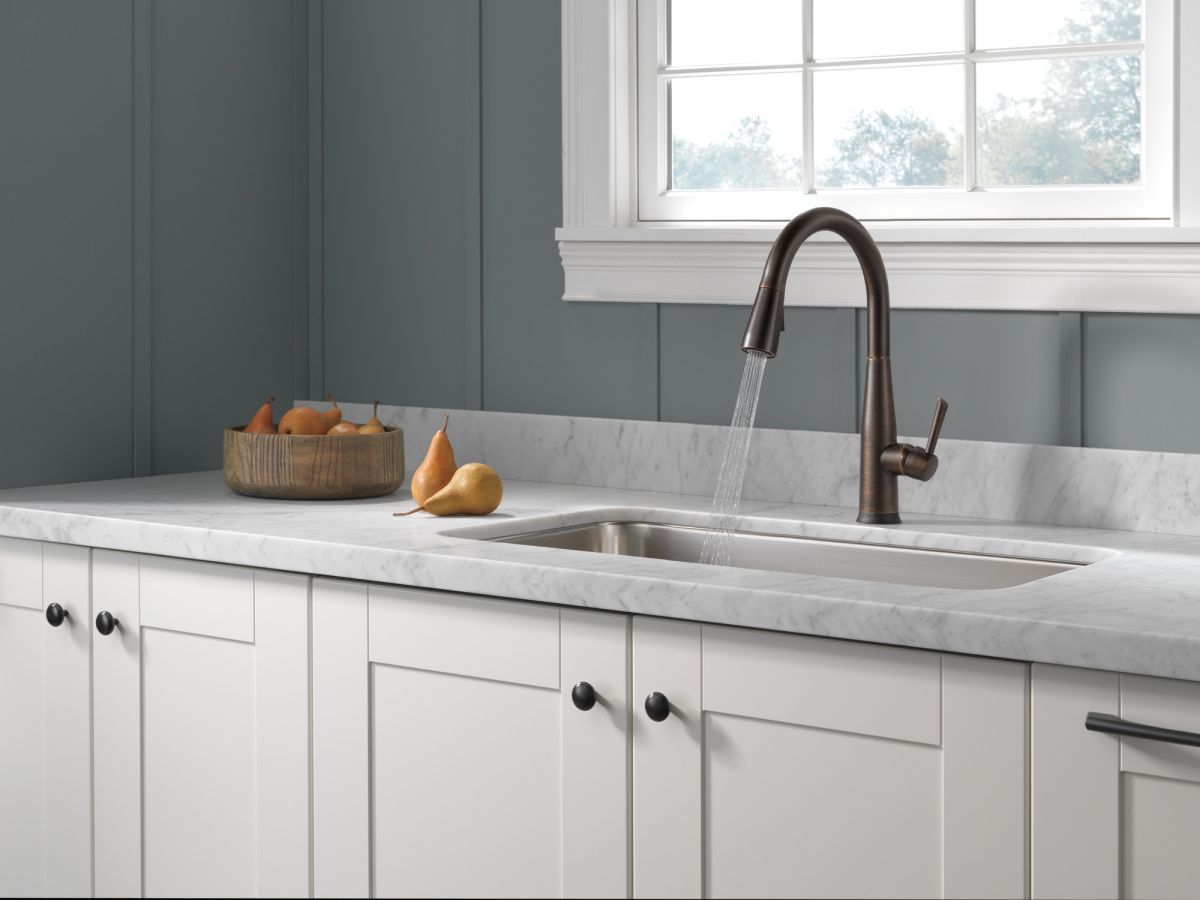 DELTA Essa VoiceIQ Single Handle Pull-Down Faucet with Touch2O Technology — Venetian Bronze
