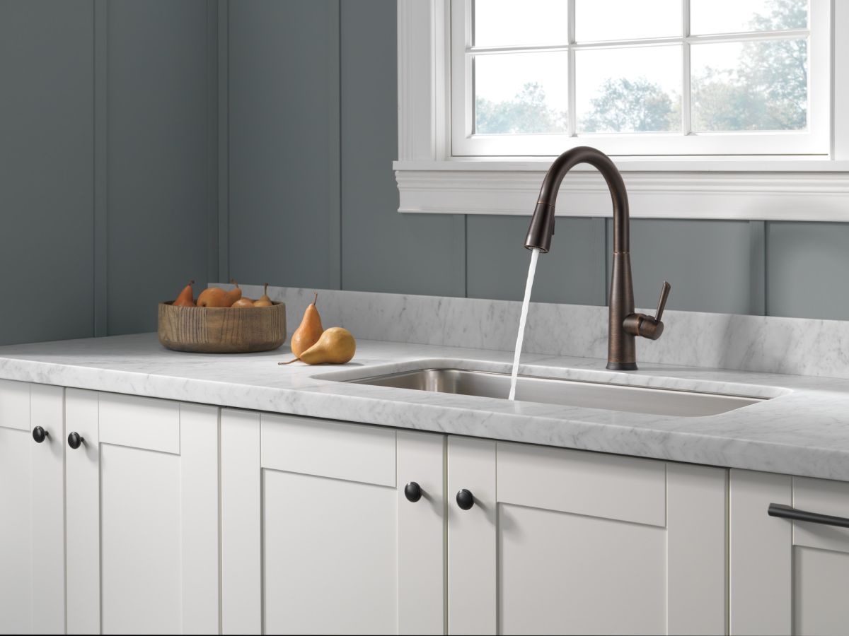 DELTA Essa VoiceIQ Single Handle Pull-Down Faucet with Touch2O Technology — Venetian Bronze