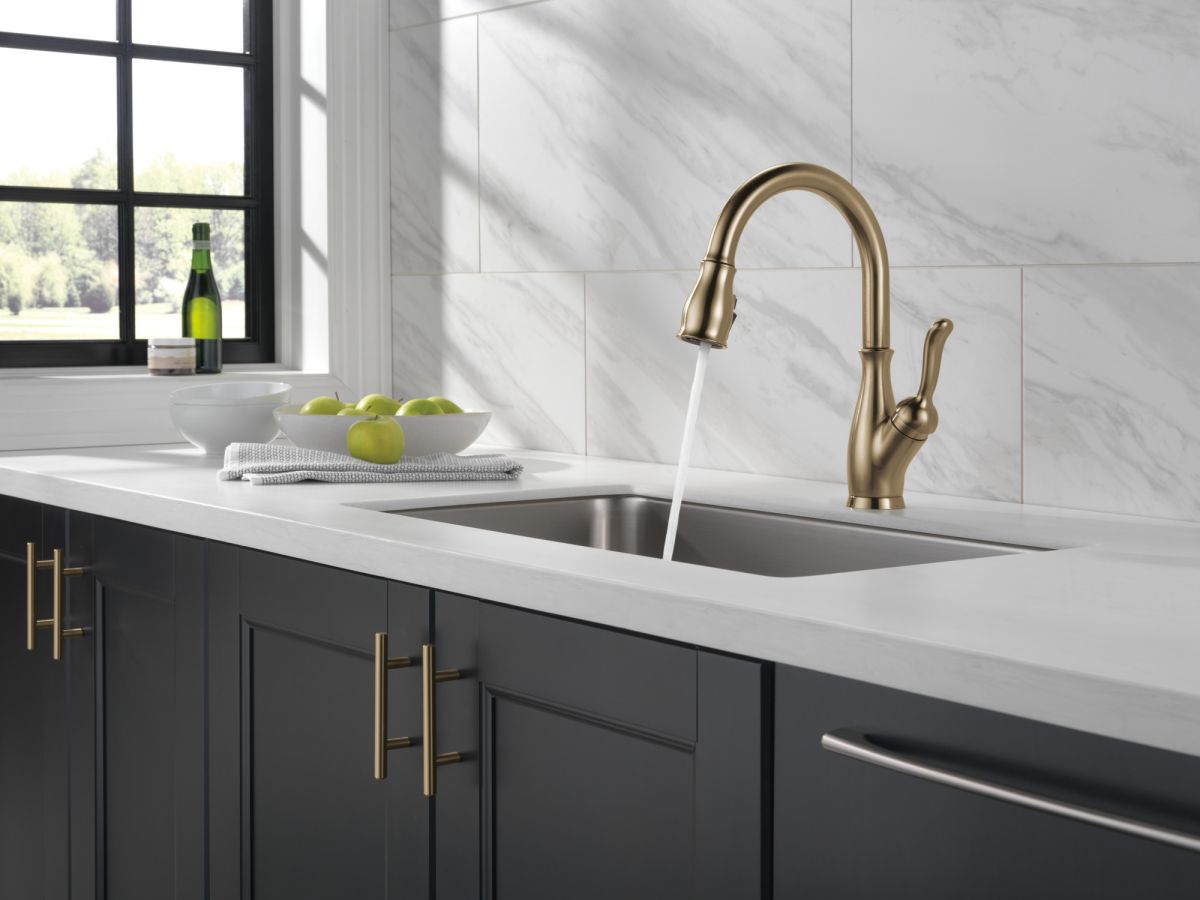 DELTA Leland Single Handle Pull-Down Kitchen Faucet with ShieldSpray Technology — Champagne Bronze
