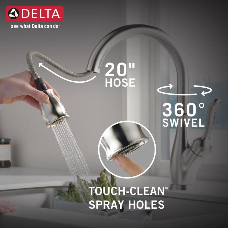 DELTA Leland Single Handle Pull-Down Kitchen Faucet with ShieldSpray Technology — Spotshield Stainless
