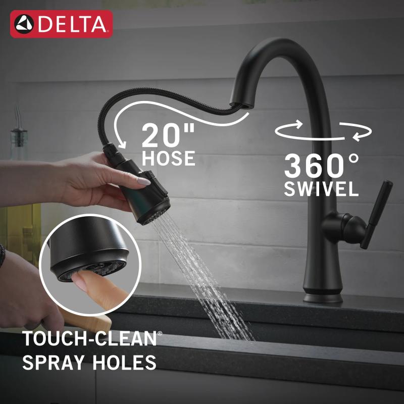 DELTA Coranto Single Handle Pull-Down Kitchen Faucet — Matte Black