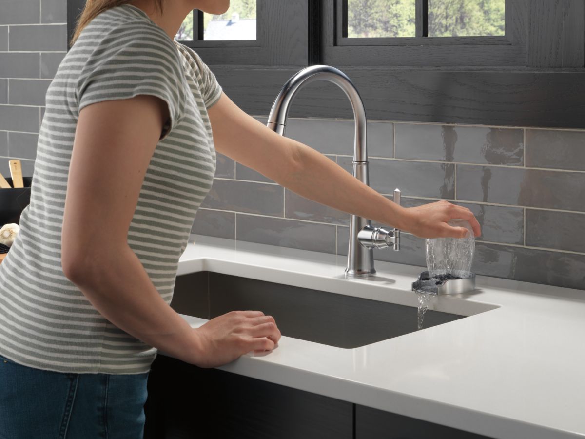 DELTA Other Metal Glass Rinser — Arctic Stainless
