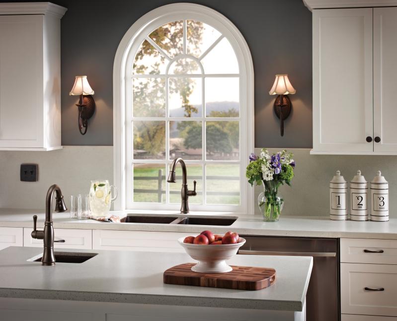 DELTA Cassidy Single Handle Pull-Down Kitchen Faucet with ShieldSpray Technology — Venetian Bronze