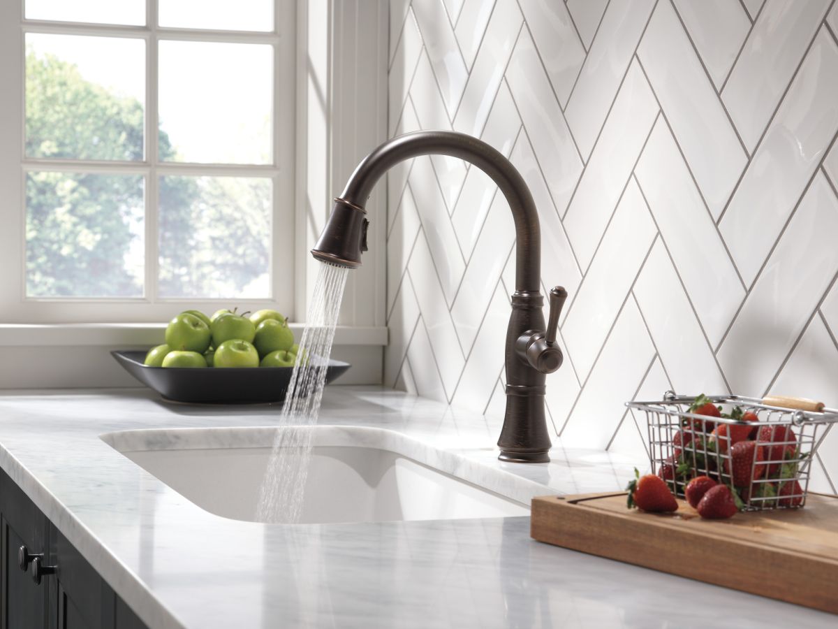 DELTA Cassidy Single Handle Pull-Down Kitchen Faucet with ShieldSpray Technology — Venetian Bronze
