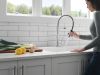 DELTA Essa Single-Handle Pull-Down Spring Kitchen Faucet — Chrome