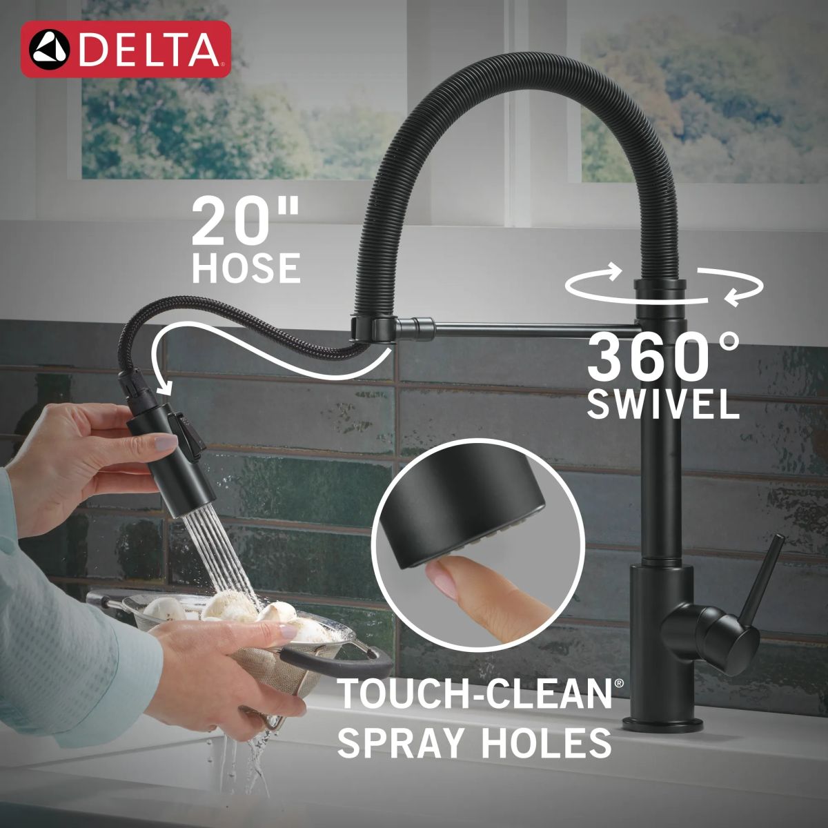 DELTA Trinsic Single-Handle Pull-Down Spring Kitchen Faucet — Matte Black