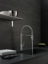 DELTA Trinsic Single-Handle Pull-Down Spring Kitchen Faucet — Chrome