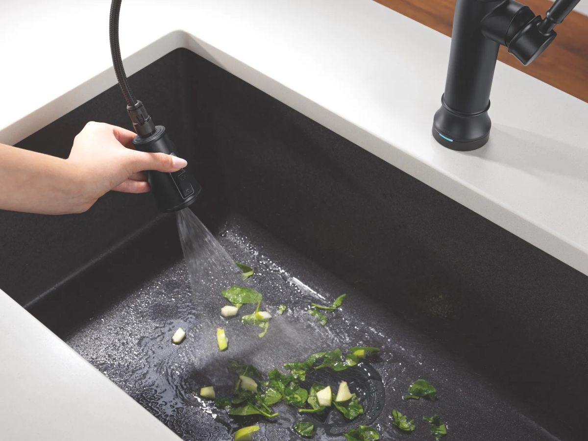DELTA Renaldi Touch2O Technology Kitchen Faucet with Touchless Technology — Matte Black