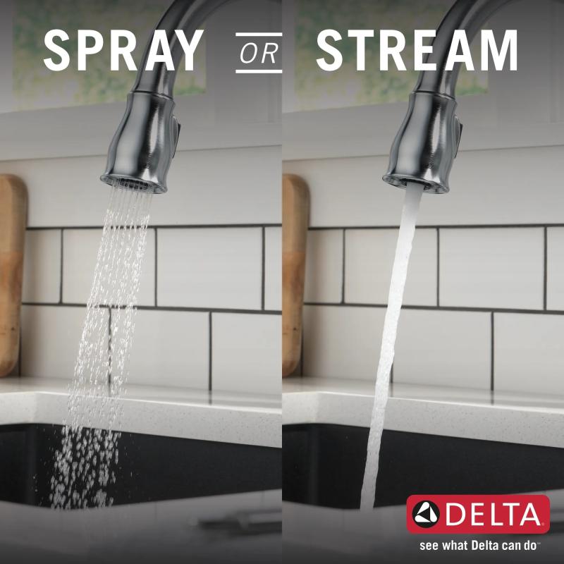 DELTA Leland Single Handle Pull-Down Kitchen Faucet — Arctic Stainless
