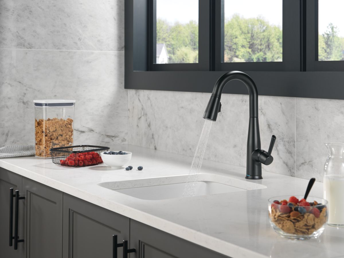 DELTA Essa Touch2O Bar / Prep Faucet with Touchless Technology — Matte Black