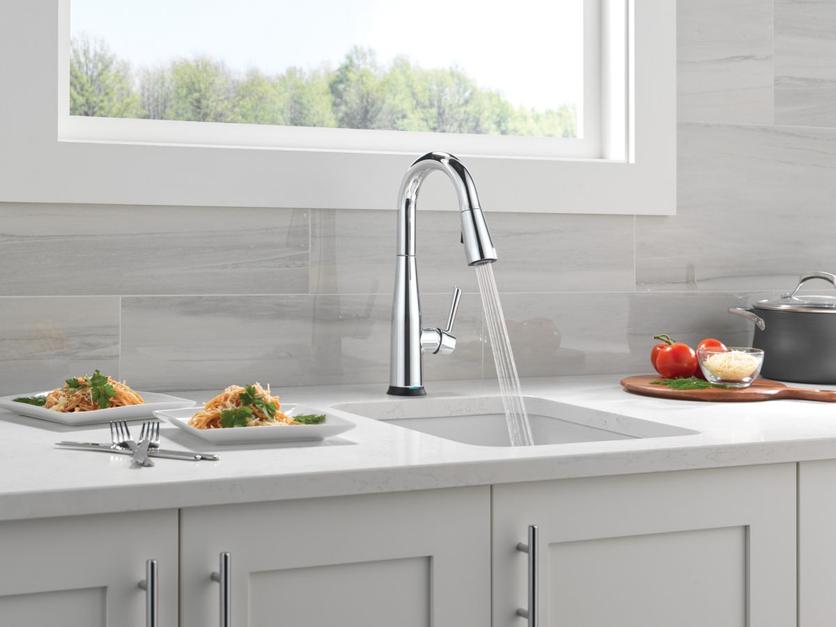 DELTA Essa Touch2O Bar / Prep Faucet with Touchless Technology — Chrome