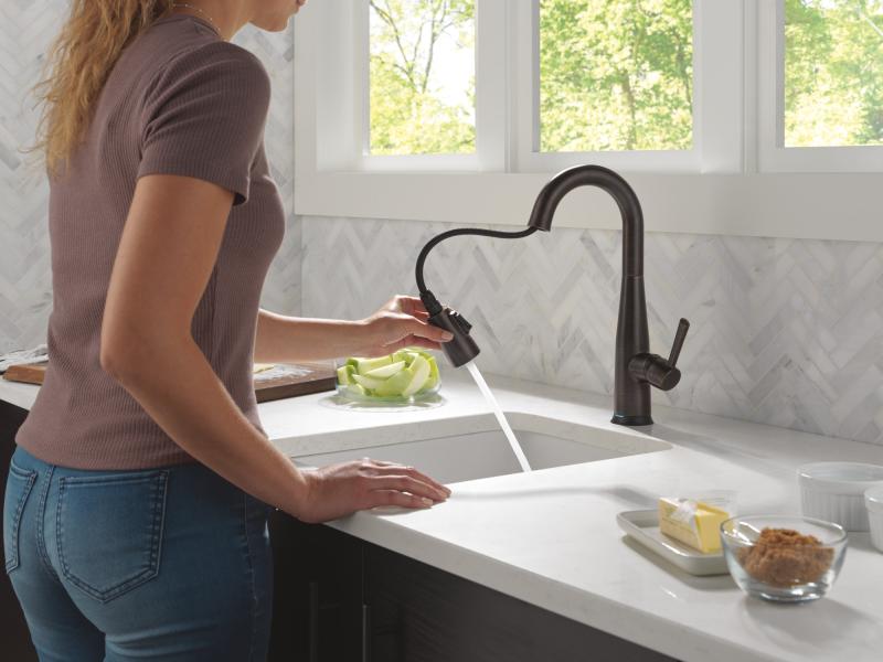 DELTA Essa Touch2O Bar / Prep Faucet with Touchless Technology — Venetian Bronze